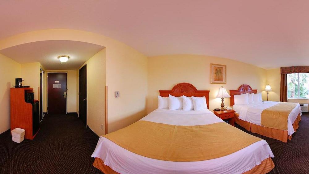 Comfort Inn & Suites Jupiter I-95 Bagian luar foto