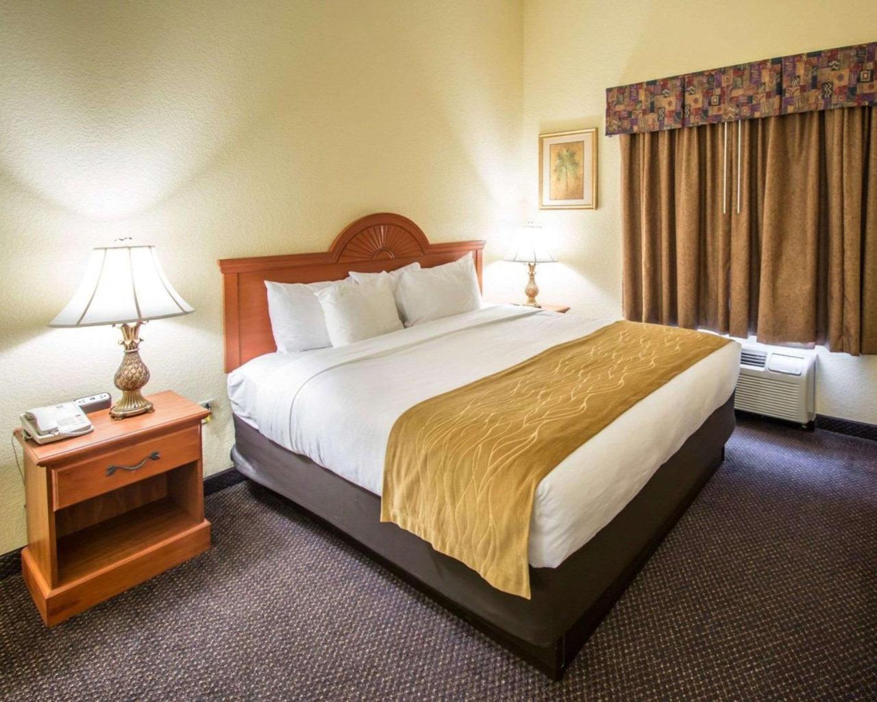 Comfort Inn & Suites Jupiter I-95 Bagian luar foto